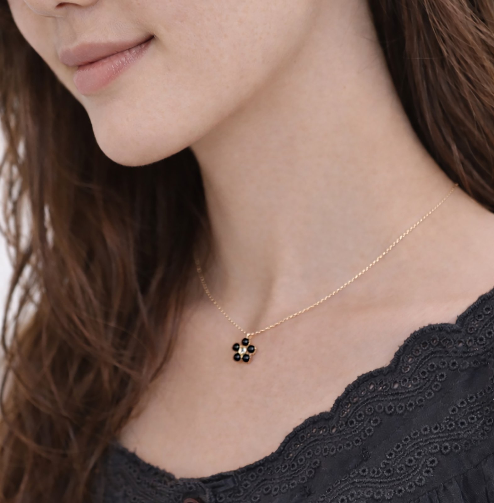 118【BTS V着用】KUJAAN Daisy Necklace Onyx Black onyx daisy